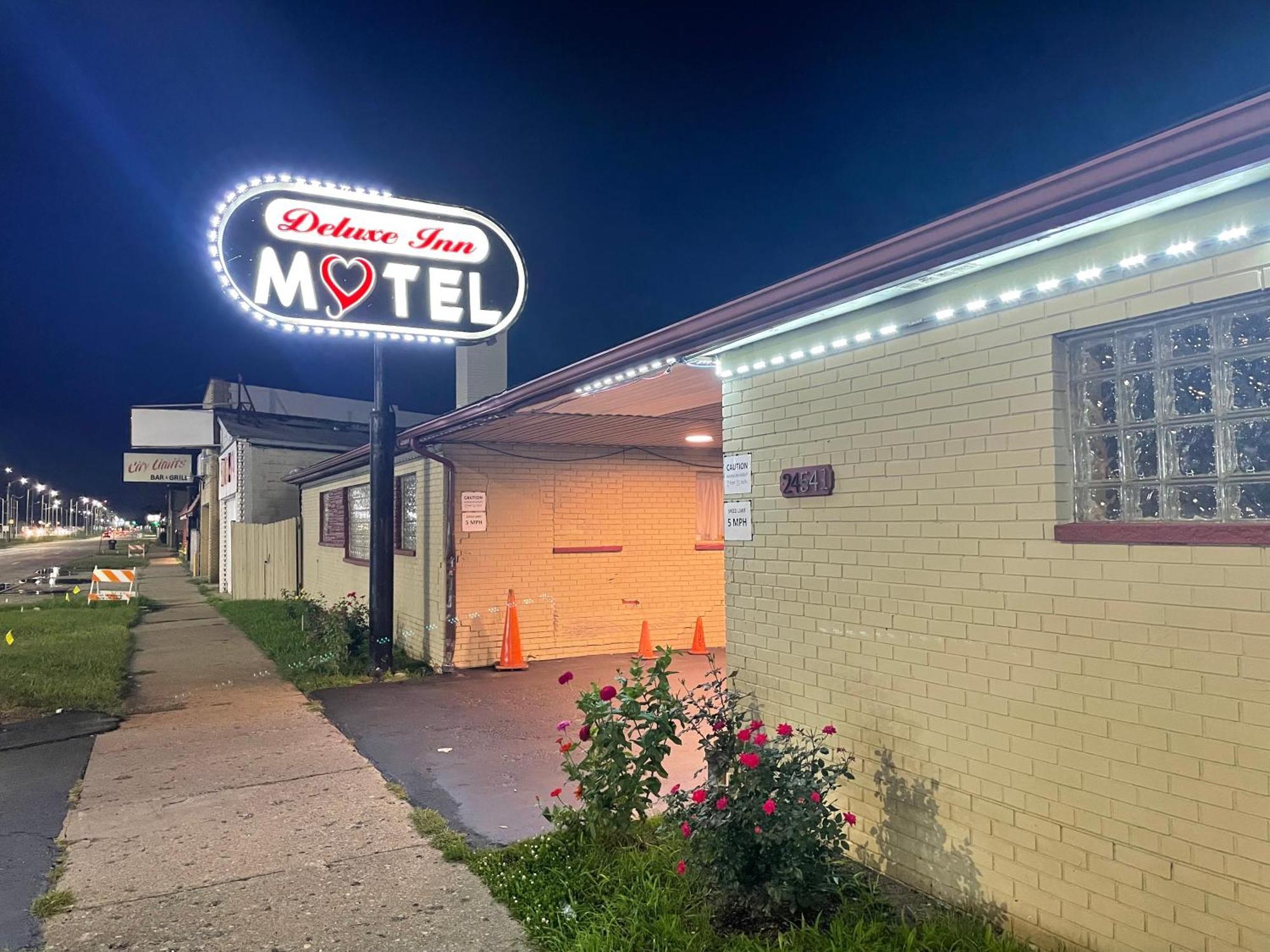 Deluxe Inn Motel Detroit Exteriér fotografie